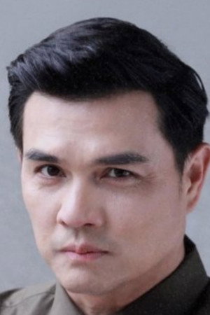 เพ็ญเพ็ชร เพ็ญกุล