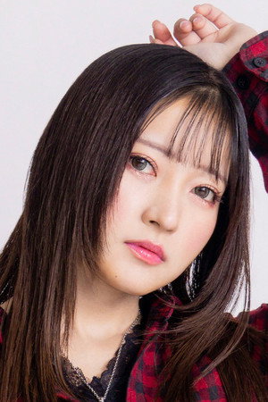 西本梨美
