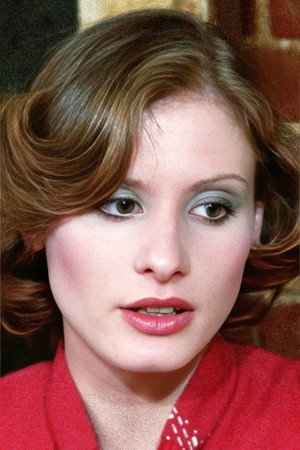 Jennifer Jordan合作演员C.J. Laing