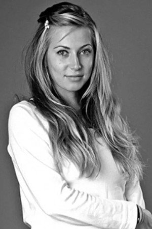 Rayna Sirmina